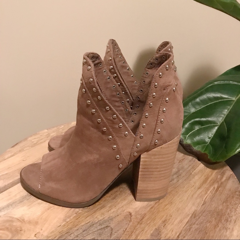 Report Open Ankle Block Heel Sandals